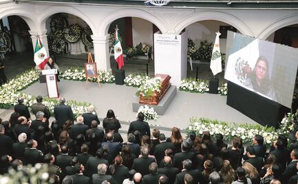Tres homenajes para el gobernador Miguel Barbosa