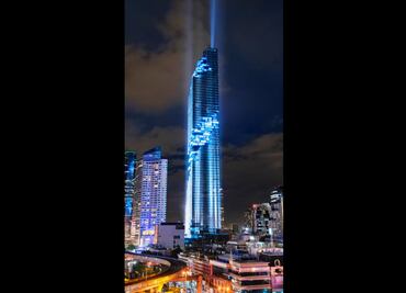 Un rascacielos hecho con “píxeles”