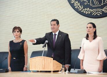 En toma de protesta, promete Diego Sinhué devolver seguridad a Guanajuato