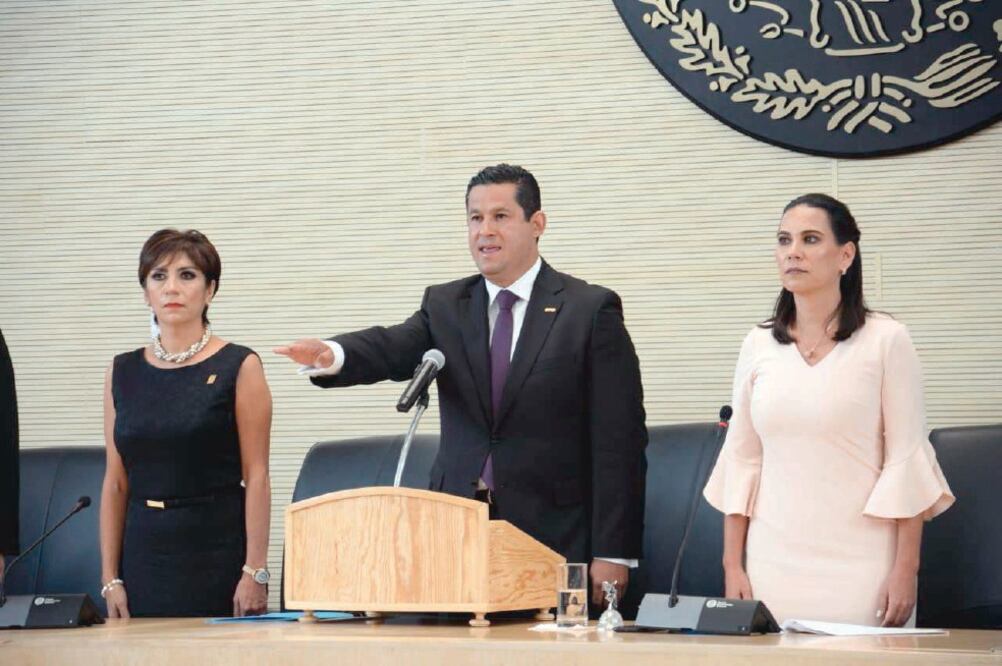 Al asumir el cargo, Diego Sinhué Rodríguez destacó que la prioridad de su administración es la seguridad. Foto: XÓCHTIL ÁLVAREZ. EL UNIVERSAL