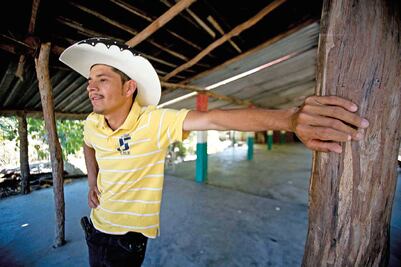 Imputan tres delitos más a dirigente comunitario