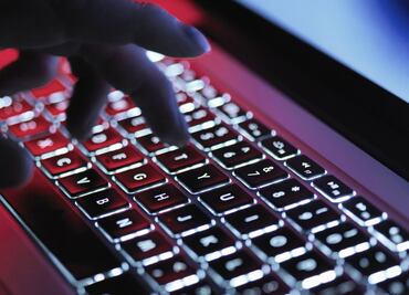 Cómo los ciberataques se convirtieron en otra poderosa arma en el conflicto entre ambos países