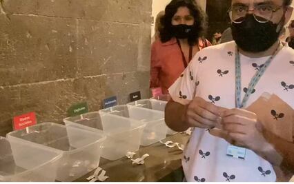 Así son las rifas para las primeras filas de la mañanera de AMLO