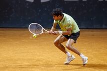 Rodrigo Pacheco vive una noche amarga en el San Luis Tennis Open; cae en singles y dobles