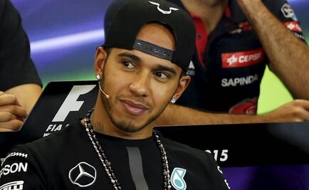 Champán, tequila y sombreros quiere Hamilton en el AHR