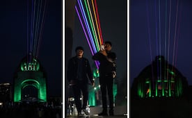CDMX proyecta arcoíris de la diversidad del Monumento a la Revolución al Zócalo; es un mensaje de tolerancia, convivencia y pluralidad: Brugada