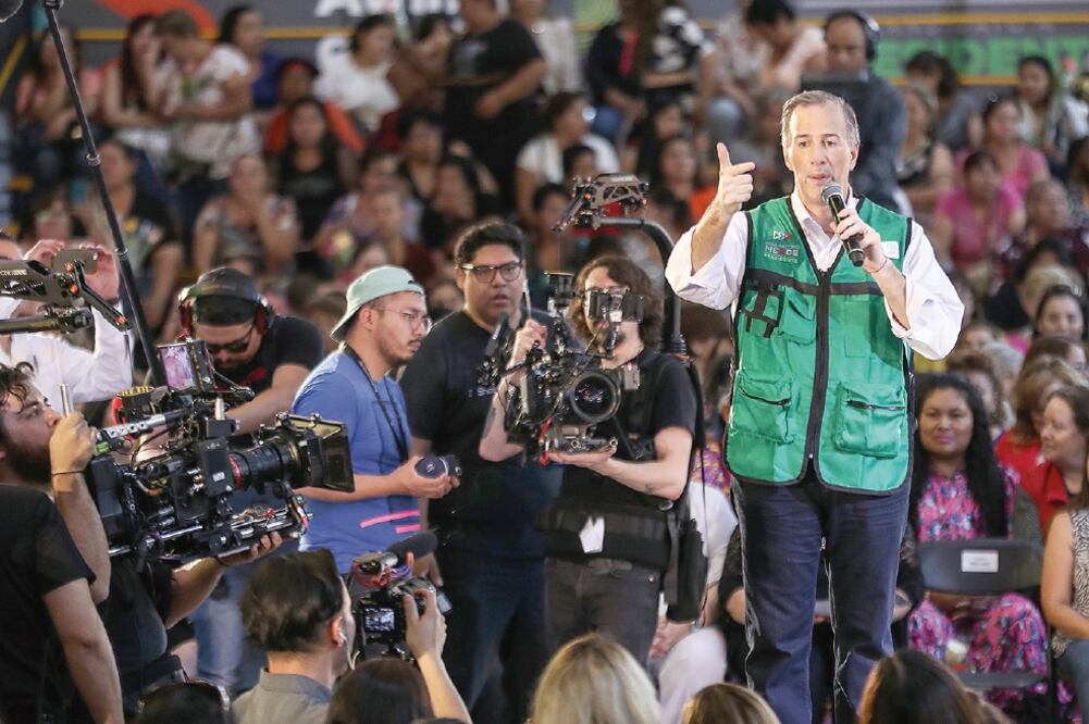 El candidato presidencial José Antonio Meade dijo que su proyecto de gobierno pretende ampliar la seguridad social para las mujeres en donde se incluyen créditos a la vivienda. (GERMÁN ESPINOSA. EL UNIVERSAL)