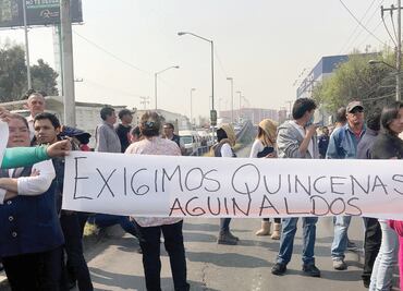 Cierran DIF Naucalpan; empleados exigen pagos