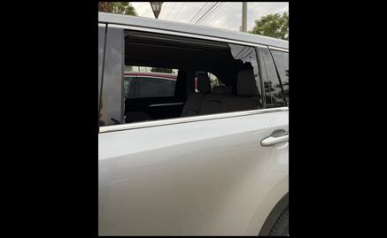 Dañan camioneta y roban pertenencias a diputado priísta en León, Guanajuato