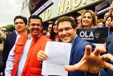 Ríos Piter se registra como candidato independiente para 2018