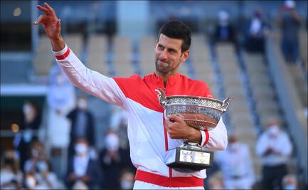 Novak Djokovic se impone a Stéfanos Tsitsipás y conquista Roland Garros