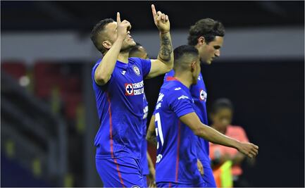 Cruz Azul aplasta al Necaxa en el Estadio Azteca