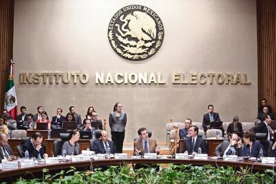 Indaga INE contrato del 'Cuau' para ser candidato del PSD