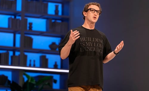 Mark Zuckerberg defiende "empoderar a las personas" con IA; apuesta por una "superinteligencia personal"
