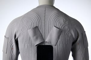 Los astronautas de la NASA del programa Artemis vestirán ropa de Prada