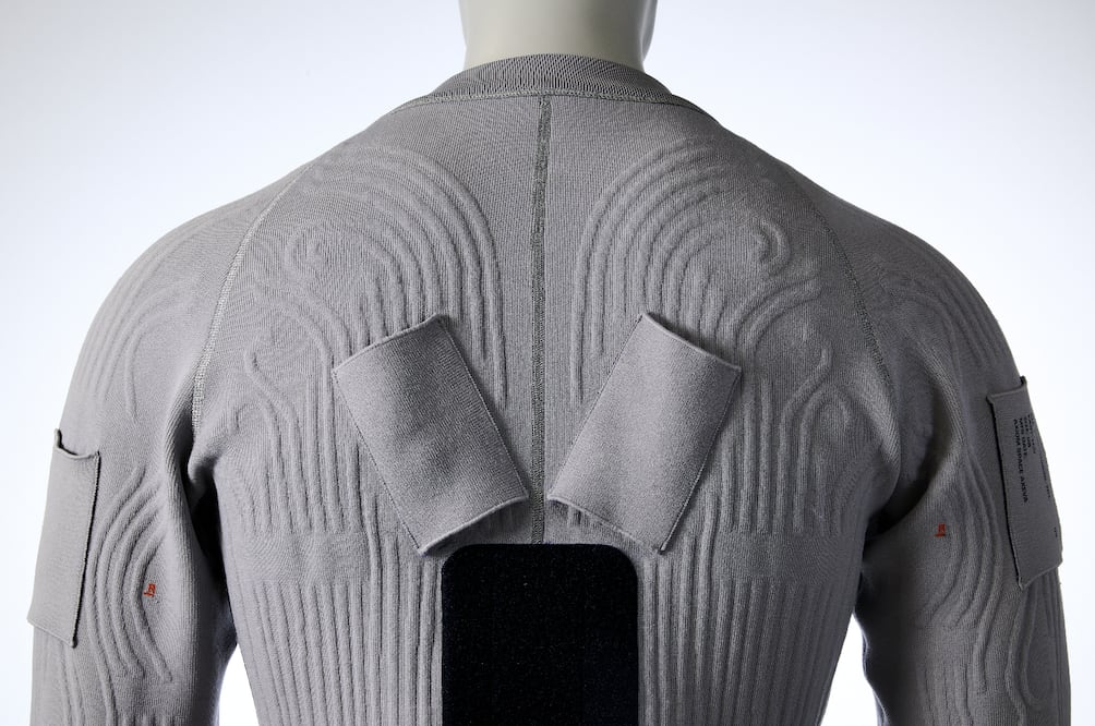 Traje para los astronautas de la NASA, diseñado por Prada.
Foto: EFE / Axiom Space
