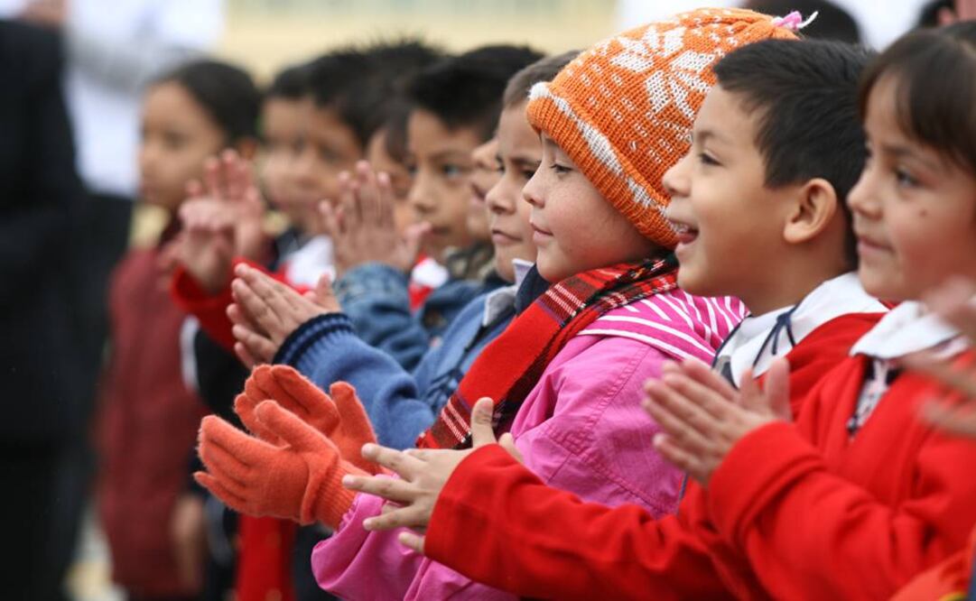 Los niños que mantienen una estatura por debajo del promedio de sus compañeros pueden presentar una deficiencia de la hormona de crecimiento. (FOTO: Archivo EL UNIVERSAL)