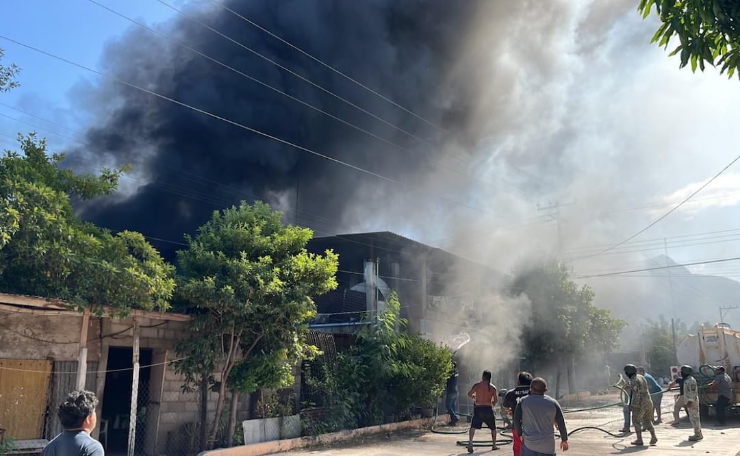 Explosión por pirotecnia en tienda de abarrotes del municipio de Jalapa del Marqués, Oaxaca. Foto: especial