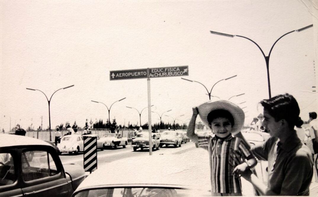 La tradición familiar de ver aterrizar a los aviones