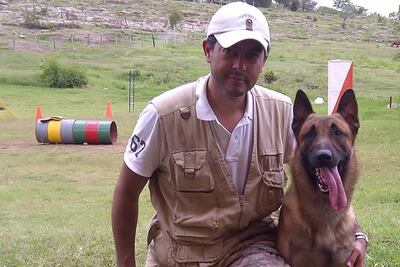 Ponciano, el creador de perros policía
