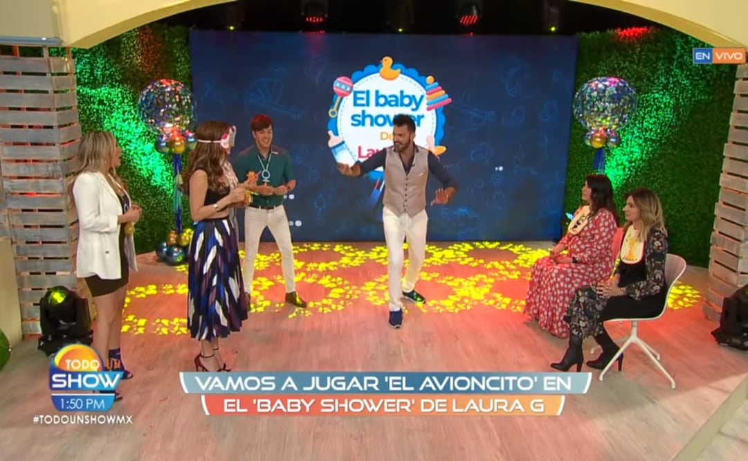 Laura G en su baby shower. Foto: Captura video