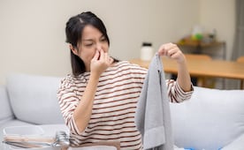 ¿Cómo eliminar el olor a humedad de las toallas de baño?; consejos para cuidarlas esta temporada