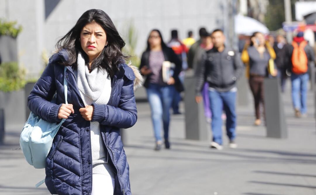 Activan alerta roja y naranja en la CDMX por frío intenso