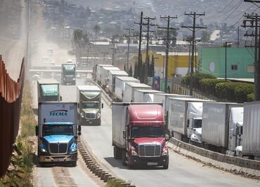 Sube robo de autos y de camiones de transporte de alimentos en la cuarentena