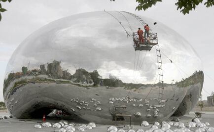 Anish Kapoor acusa plagio chino de su obra "Cloud Gate"