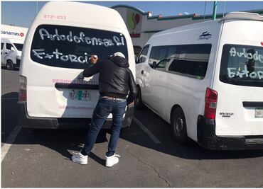 Transportistas autodefensas protestan en la México-Querétaro y Coacalco contra los asaltos y extorsiones