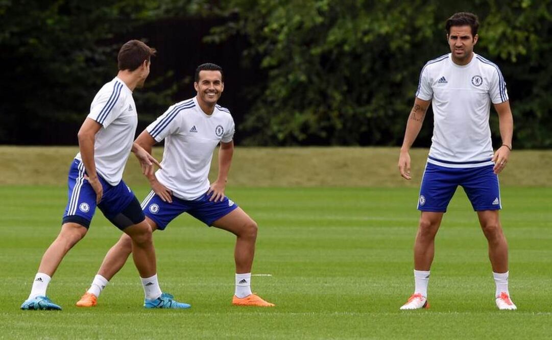 Pedro en su primer entrenamiento con el Chelsea. Tomada de: @ChelseaFC  