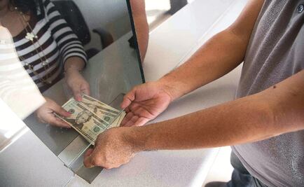 Ofrecen dólar hasta en $17.45 en bancos capitalinos