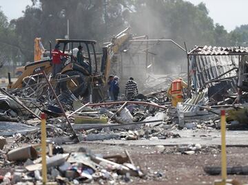 Dan alta a niño herido por explosión en Tultepec