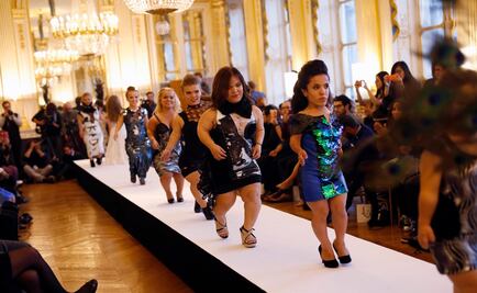 Desfilan contra la discriminación de la belleza