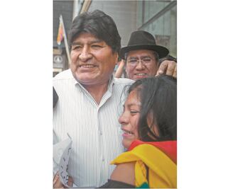 Evo llama a formar milicias en Bolivia