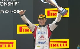 Noel León suma su quinto podio en Fórmula 2 y hace historia en Monza