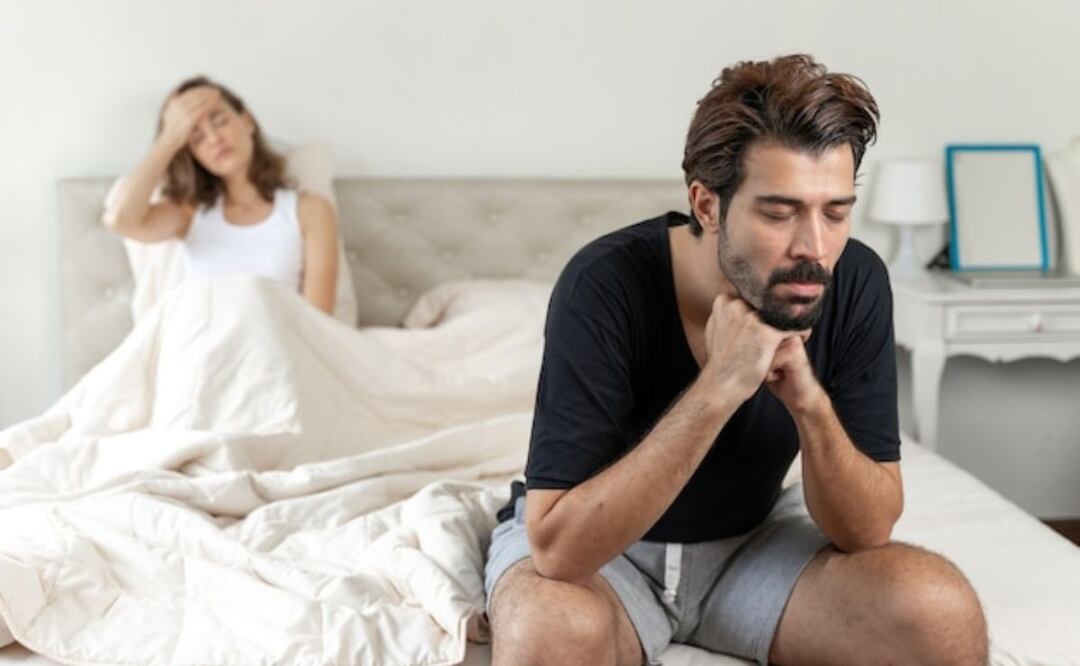 La IA ha identificado que muchas parejas llegan a un punto en el que, aunque siguen juntas, han perdido la conexión emocional. Fuente: Freepik.