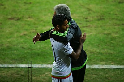 Tuca es el técnico ideal para el Tricolor: Javier Aquino