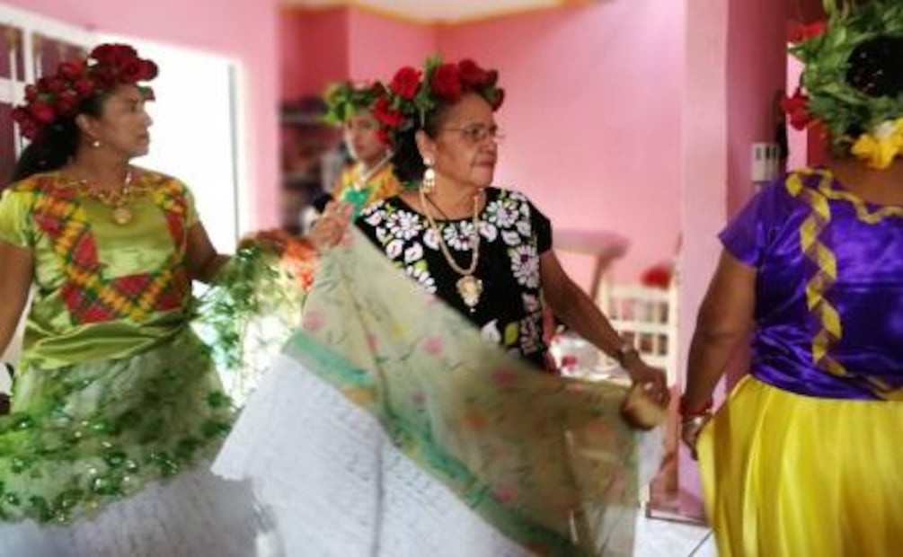 Así es el ritual del rapto y la prueba de virginidad en Juchitán