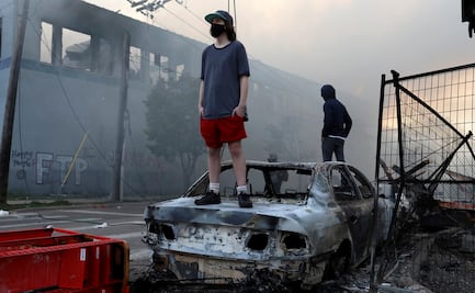 Convocan a Guardia Nacional tras violentas protestas en Minneapolis por muerte de afroamericano