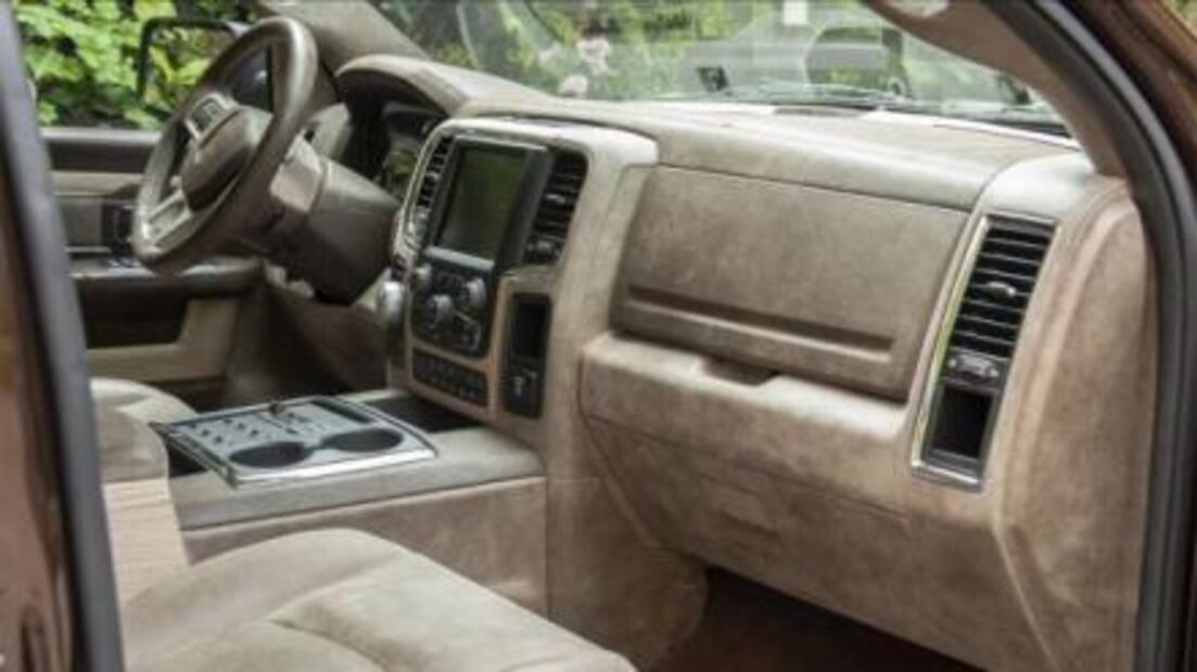 Empresa italiana transforma RAM en camioneta de lujo 