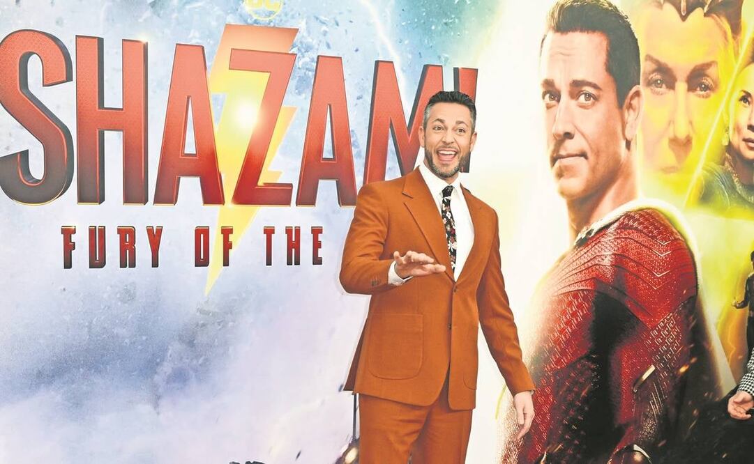 Zachary Levi en la premiere de la secuela en Los Ángeles.