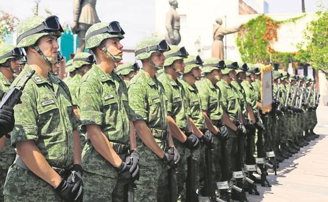 “La información solicitada en este caso tiene implicaciones directas en la memoria histórica de nuestro país", subrayó el Comisionado Presidente, Adrián Alcalá. Foto: EL UNIVERSAL