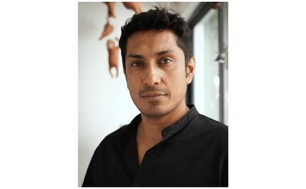 Tenoch Huerta comparte caricatura y lo cuestionan: "¿No te las dabas de activista contra el racismo?"