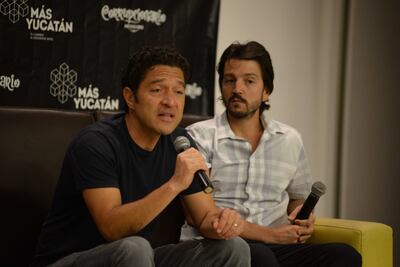 Diego Luna presenta el “Corrupcionario mexicano” en Yucatán