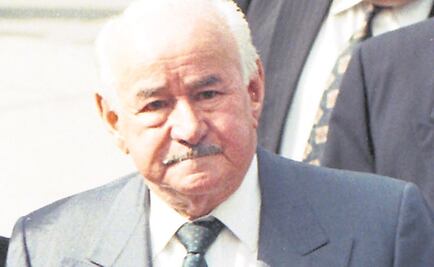 A los Salinas no les gustó el busto de su papá