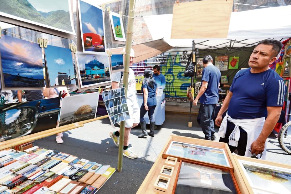 Arte en Neza: en moto, en tianguis y en vecindad