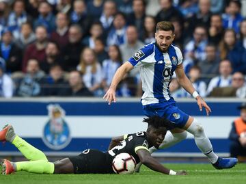 Héctor Herrera con camino libre a la Serie A