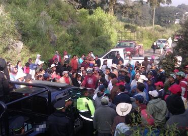 Mujer acusa a taxista de violación para no pagar viaje y lo linchan en Edomex