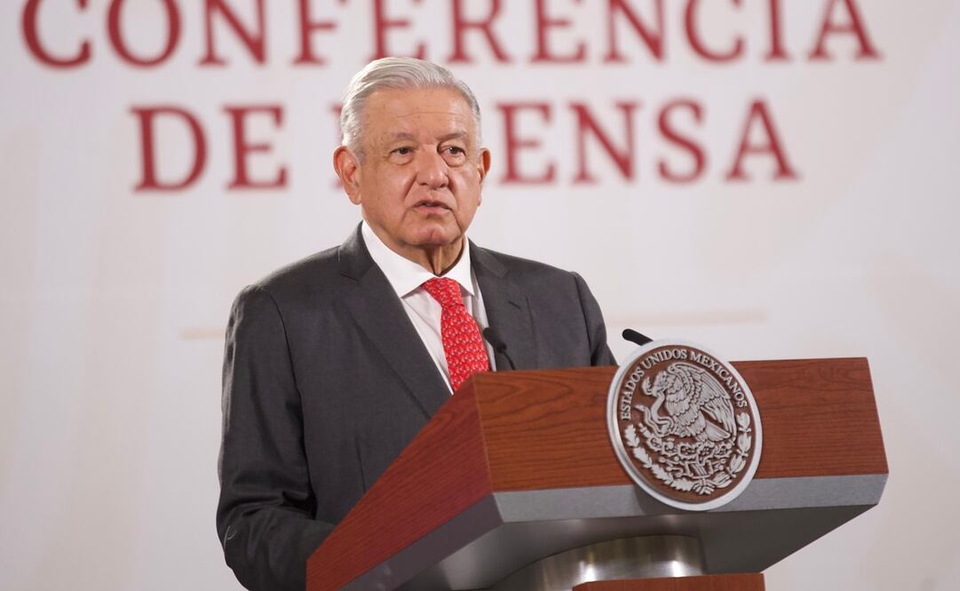 Andrés Manuel y la marcha de Mussolini